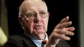 Paul Volcker, Former Federal Reserve Chairman, Dies at 92