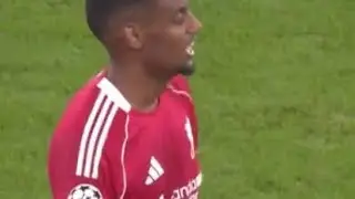 Alexander Isak Vs Atletico Madrid Champions League Debut For Liverpool 