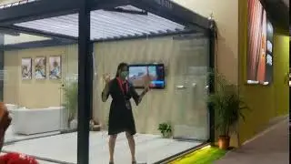 Exterior frameless folding balcony glazing system for glass curtain doors