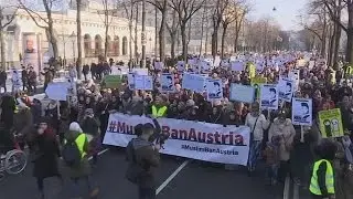 Austria: Protesters denounce plans to ban full-face Muslim veils