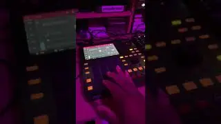 Akai MPC One: Making a Beat (SAMPLE)