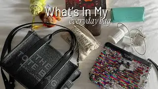 WHAT&rsquo;S IN MY BAG | Marc Jacob tote bag +  everyday essentials