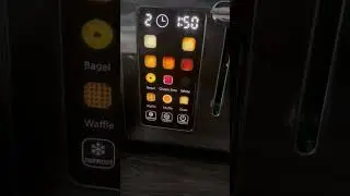 Smart Touch Toaster 2025!🔥 Mecity 4-Slice Review &ndash; Best Modern Toaster for Your Kitchen? 🍞📲