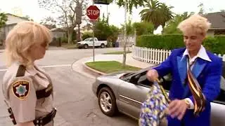 Magician's Arrest | Reno 911 | Comedy Central Africa