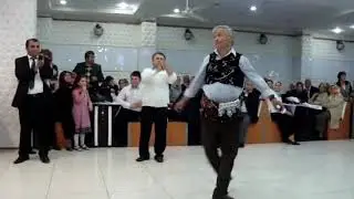 Efsane kardeşlerden muhteşem yorum Bolu oyun havası