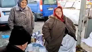 Pijaca Živinice. Ja naređujem on ispunjava.