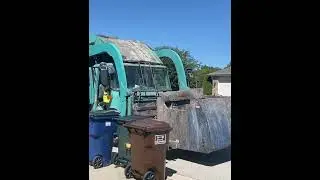 Garbage Truck 
