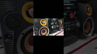 60 - Philips FW-C555