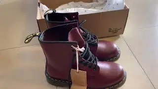 Dr Martens 1460 SMOOTH LEATHER LACE UP BOOTS  CHERRY RED SMOOTH unboxing