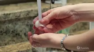 How to Clean your Ameda Finesse breast pump