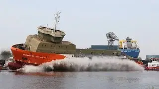 Foxhol - Tewaterlating van de ESNAAD 222 bij scheepswerf de Hoop