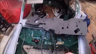 Classic Mini Workshop - Project Sprout Pt. 39 Fitting bulkhead insulation