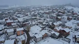 Prolazi život i sve nosi sa sobom
