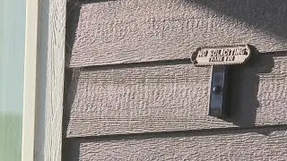 Porch pirate takes debit card feet from pregnant homeowner, drains account