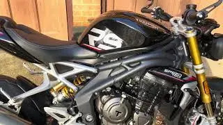 Triumph Speed Triple 1200 RS, Full Triumph Service History, 19738 miles.    www.motorcyclecentre.com
