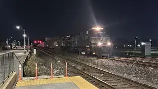 Sunday Evening Railfanning at Maywood ft. NS Dash 9 leader | 11/16/2025
