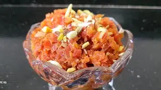 गाजराच्या हलव्याची पारंपरिक रेसिपी | Gajar Halwa Traditional Style Recipe 