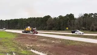 *LOUD* 500hp 12.7 Detroit Jake brakes!