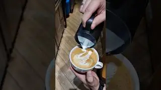#art #coffee #coffeecup #latteart #coffecup #espressocup #coffeecupping #latte #cupofcoffee #cafe
