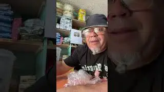 Momento destacado de transmisi&oacute;n en vivo #semanarecord #humor #bodegas #colmado