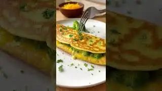 Broccoli & Cheese Omelet 🥦🧀 | Easy Breakfast Recipe #breakfast #foodshorts #recipe