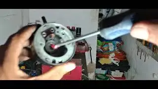 Kawasaki ninja 250R como desmontar o motor de partida é consertar o defeito. 