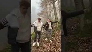 Alman Anette jagt uns durch den Wald! 😱🌳 #Shorts