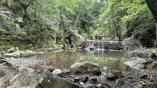 La Valle del Ghiaccio - le Piastre. Cammini dell'acqua