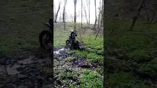 YAMAHA DT 80 SHOWS A POWER IN BIG MUD #enduro #cross #dt #gopro #yamaha