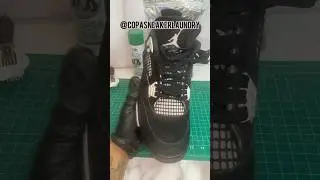 Jordan 4 &ldquo;White Thunder&rdquo; Deep Clean &ndash; Like Brand New Again!