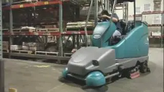 Tennant T16 Aufsitz-Scheuersaugmaschine