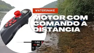 Motor com comando à distância em kayak