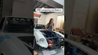 Putting @CarsByKendall in my Datsun 280z #datsun #datsun240z #datsun280z