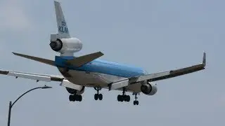 KLM (Royal Dutch Airlines) McDonnell Douglas MD 11-P [PH-KCD] Landing at LAX