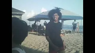 We go beach?