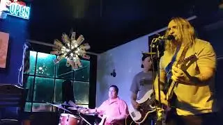 AltMix live at the Country Corner