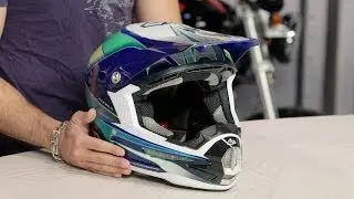 6D ATR-1 Hornet Helmet Review at RevZilla.com