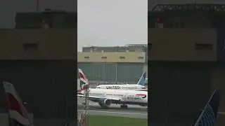 British Airways 787-9 Rejected Takeoff: From @FlightFocus365  #shorts #shortsfeed #planespotting