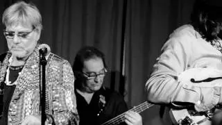 NEAPOLITAN POWER Anna verra'- Chi tene o mare (Pino Daniele) Bravo Caffe' Bologna 13 marzo 2017