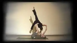2009 Arizona AcroYoga Performance Workshop with the YogaSlackers