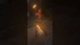 Fire in the rain🔥 #firedance #firedancing #firespinner #firestaff #fireflow #flow #flowarts #dance