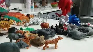 Knuckles went to the Safari part 1#stikbot #sonic #stopmotion  #actionfigures #animation