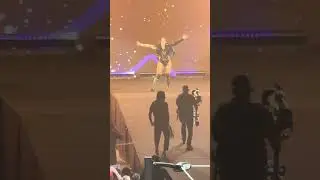 Alex Windsor Makes Her Entrance At AEW Holiday Bash