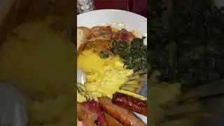 🇧🇸BAHAMIAN/ AMERICAN BREAKFAST ON THE ISLAND #lunch #vacation #thebahamas #bahamianfood #shorts