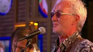 Love her Madly - The Clarks at Veronica Inside