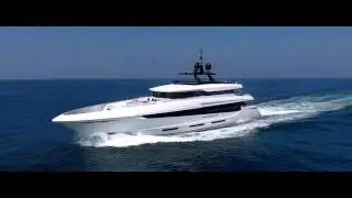 Mangusta Oceano 42 by Overmarine Group trailer