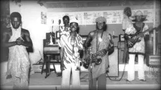 Apagya Show Band - I Am Black