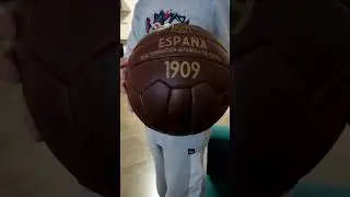 R&eacute;plica bola de futebol de 1909!