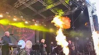 Anne Veski  - Ümber Maailma - 09.05.2025 Narva