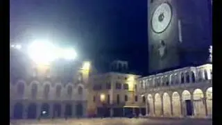 Cremona by night 3